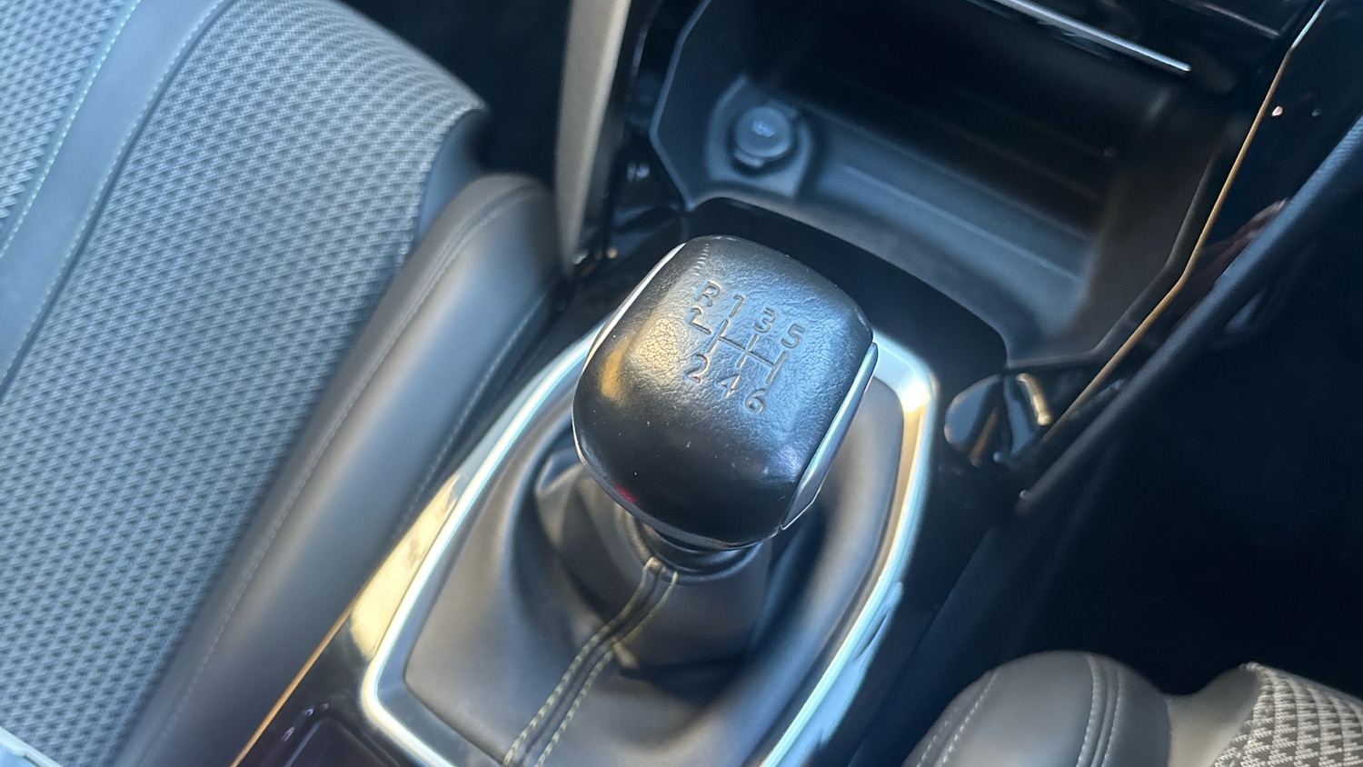 Used Peugeot 2008 2020 for sale - 77272185: Photo 13