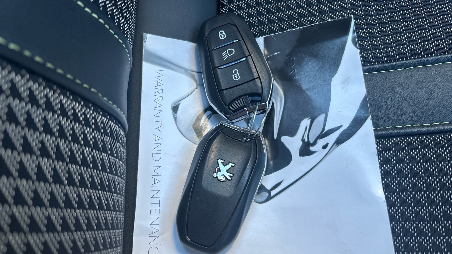 Used Peugeot 2008 2020 for sale - 77272185: Photo 20