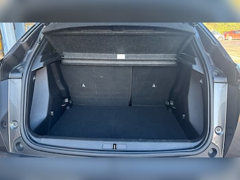 Used Peugeot 2008 2020 for sale - 77272185: Photo