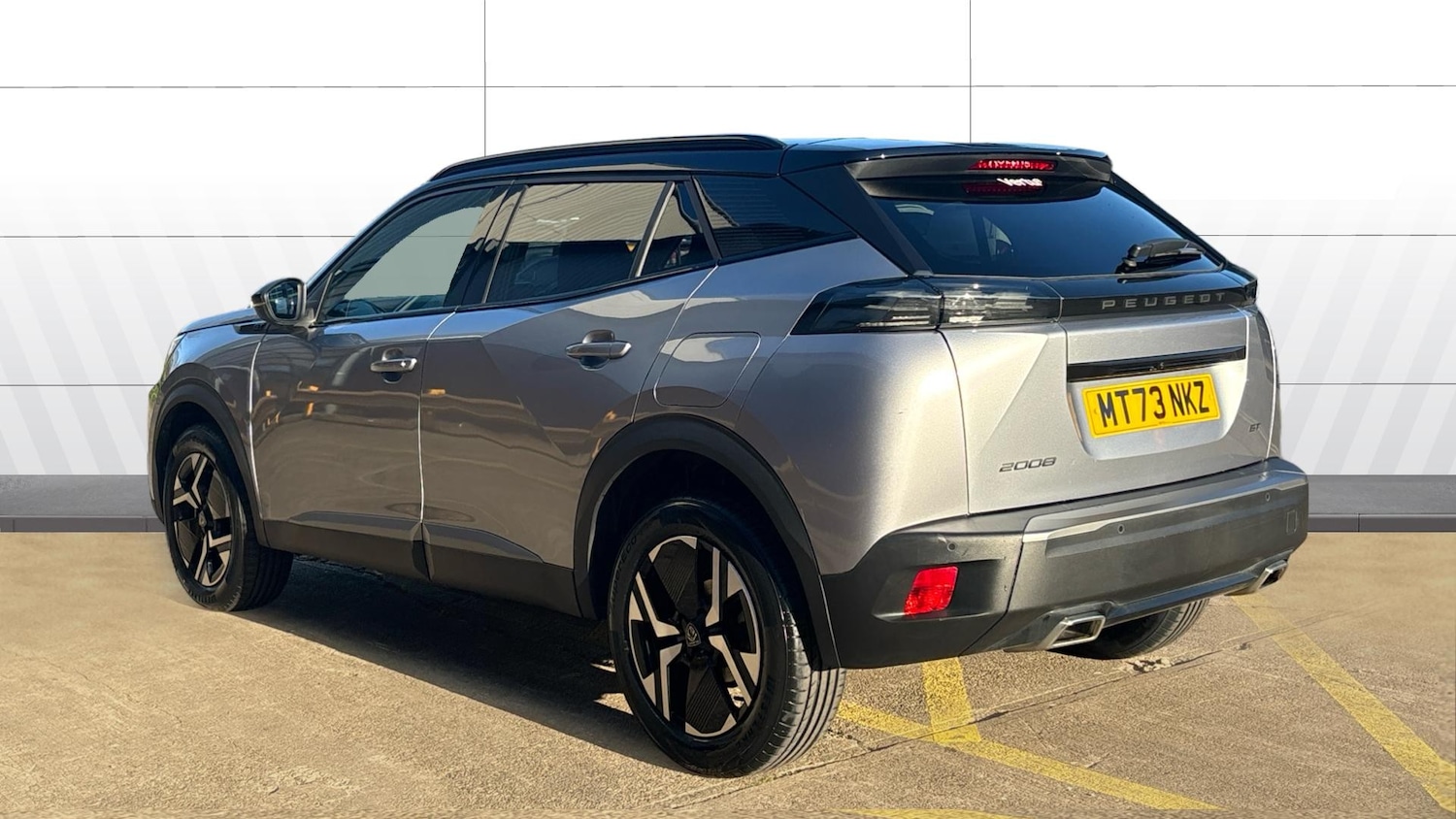 Used Peugeot 2008 2023 for sale - 77272119: Photo 2