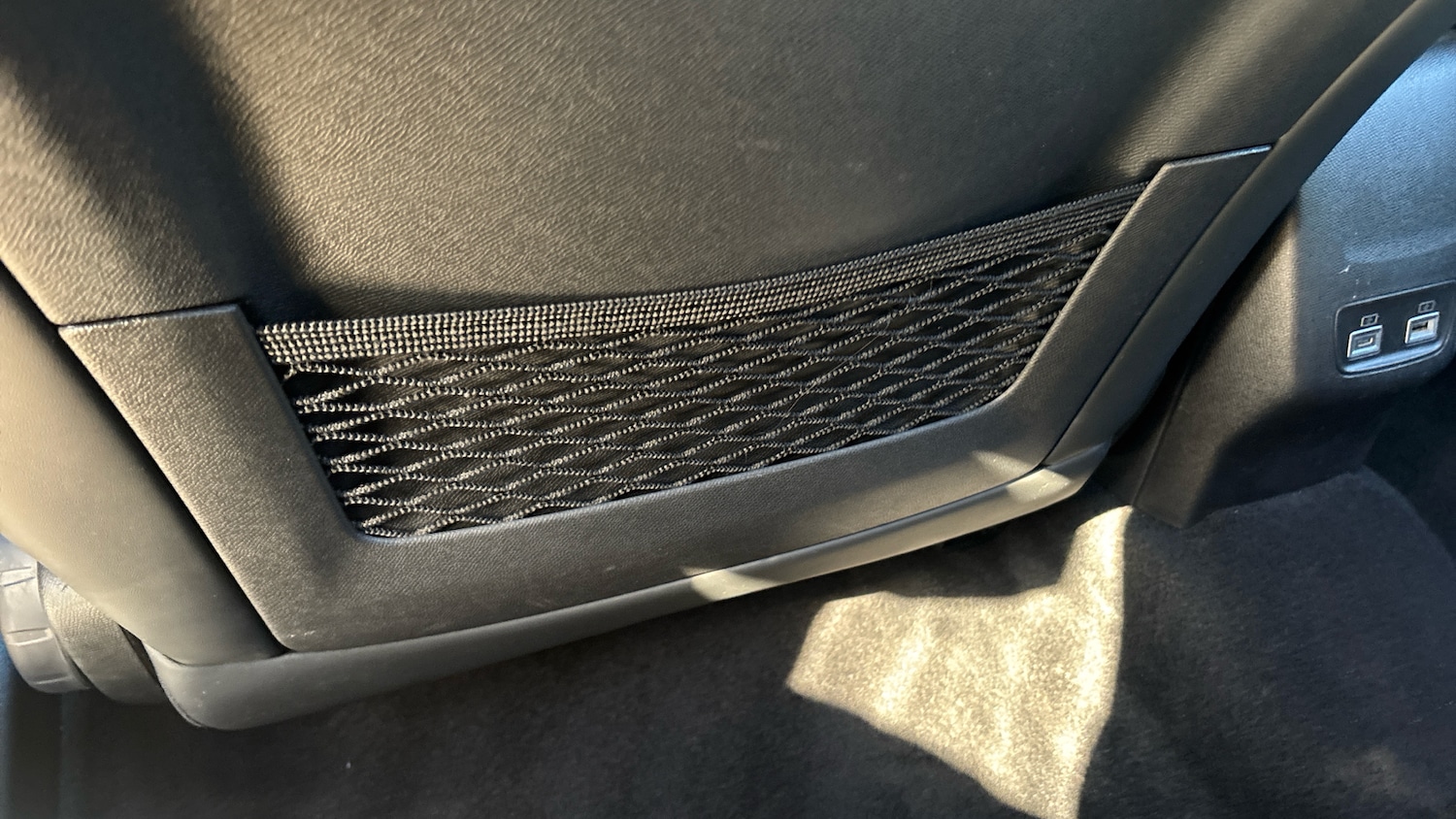 Used Peugeot 2008 2023 for sale - 77272119: Photo 40