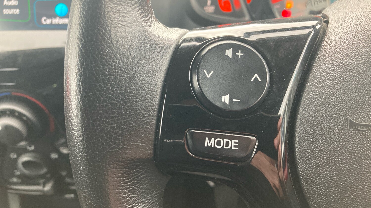 Used Peugeot 108 2021 for sale - 77864535: Photo 28