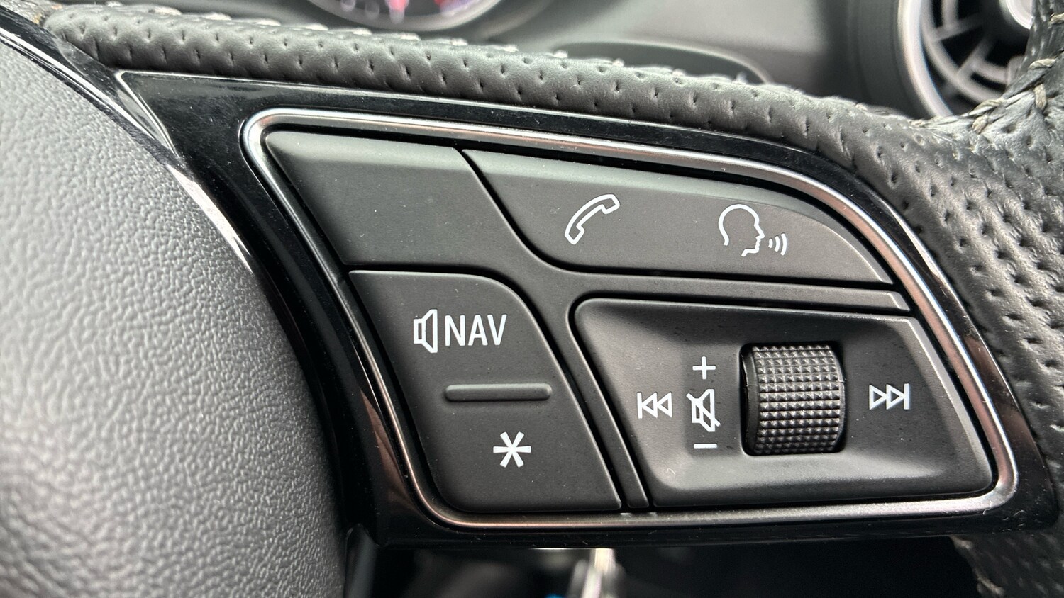 Used Audi Q2 2019 for sale - 78152853: Photo 28