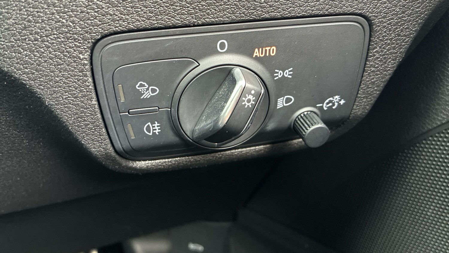 Used Audi Q2 2019 for sale - 78152853: Photo 29