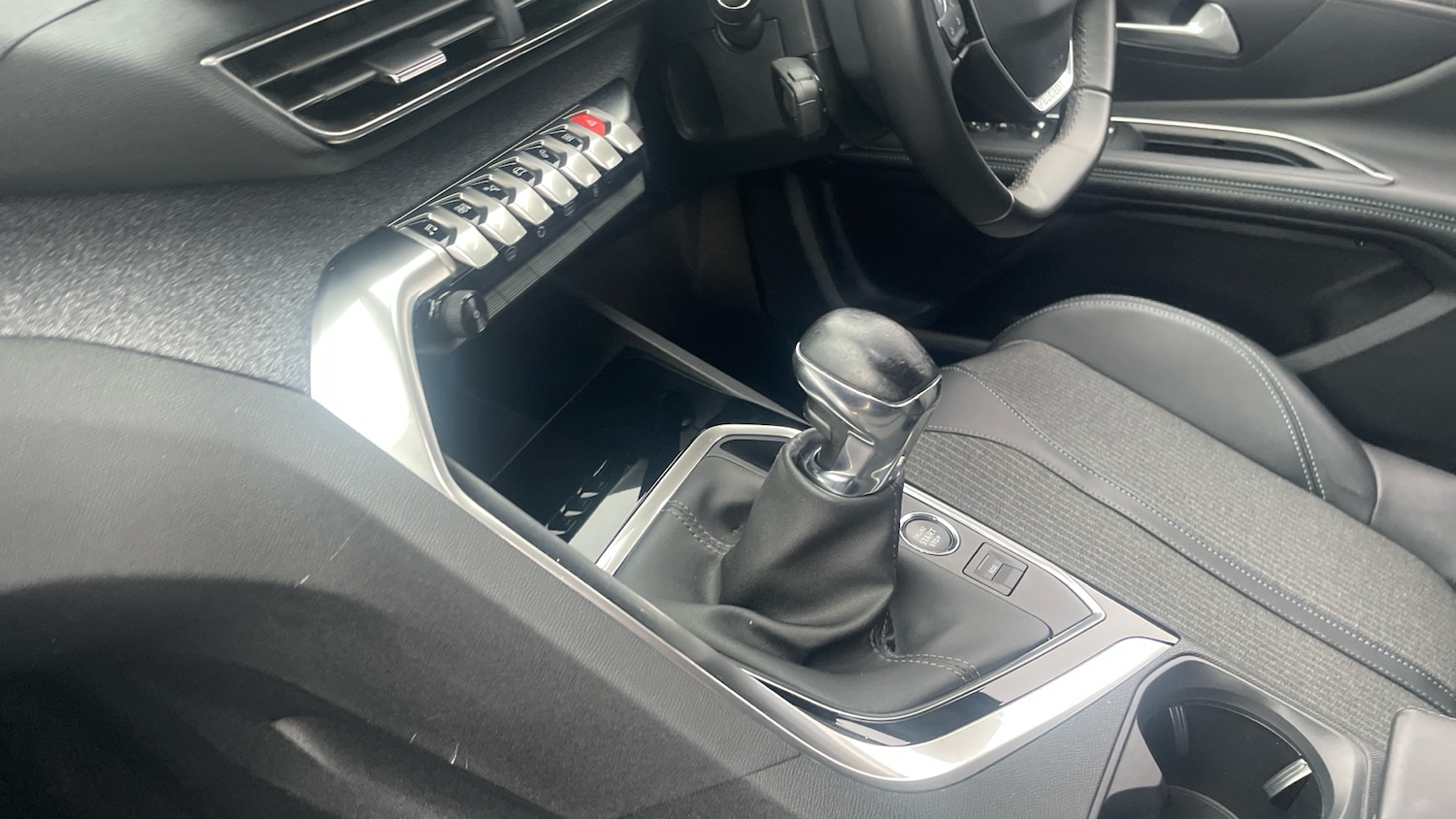 Used Peugeot 3008 2022 for sale - 76777184: Photo 13