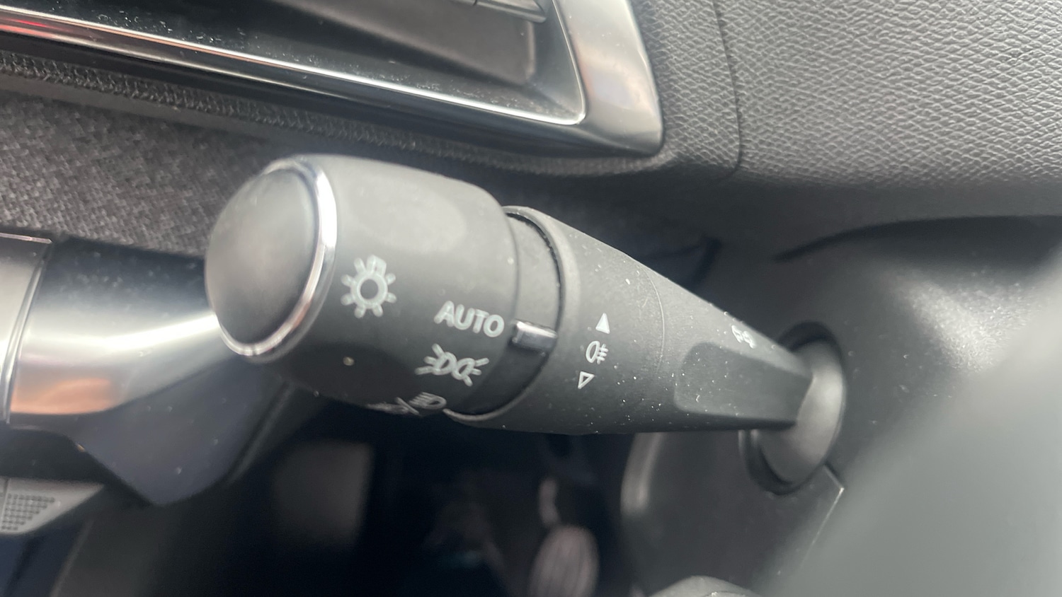 Used Peugeot 3008 2022 for sale - 76777184: Photo 37