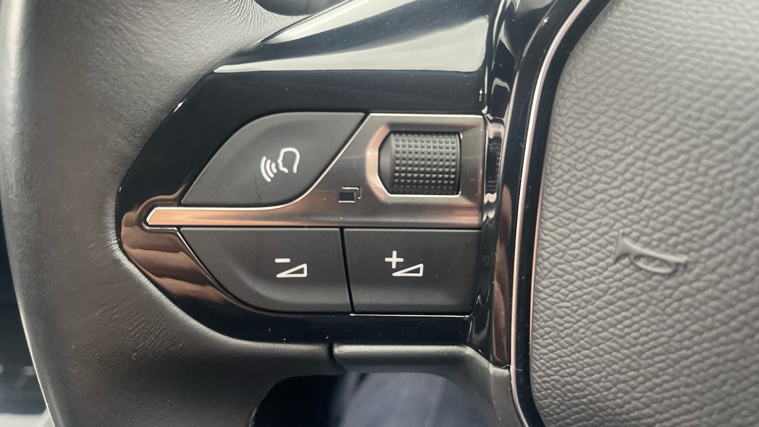 Used Peugeot 3008 2022 for sale - 76777184: Photo 38