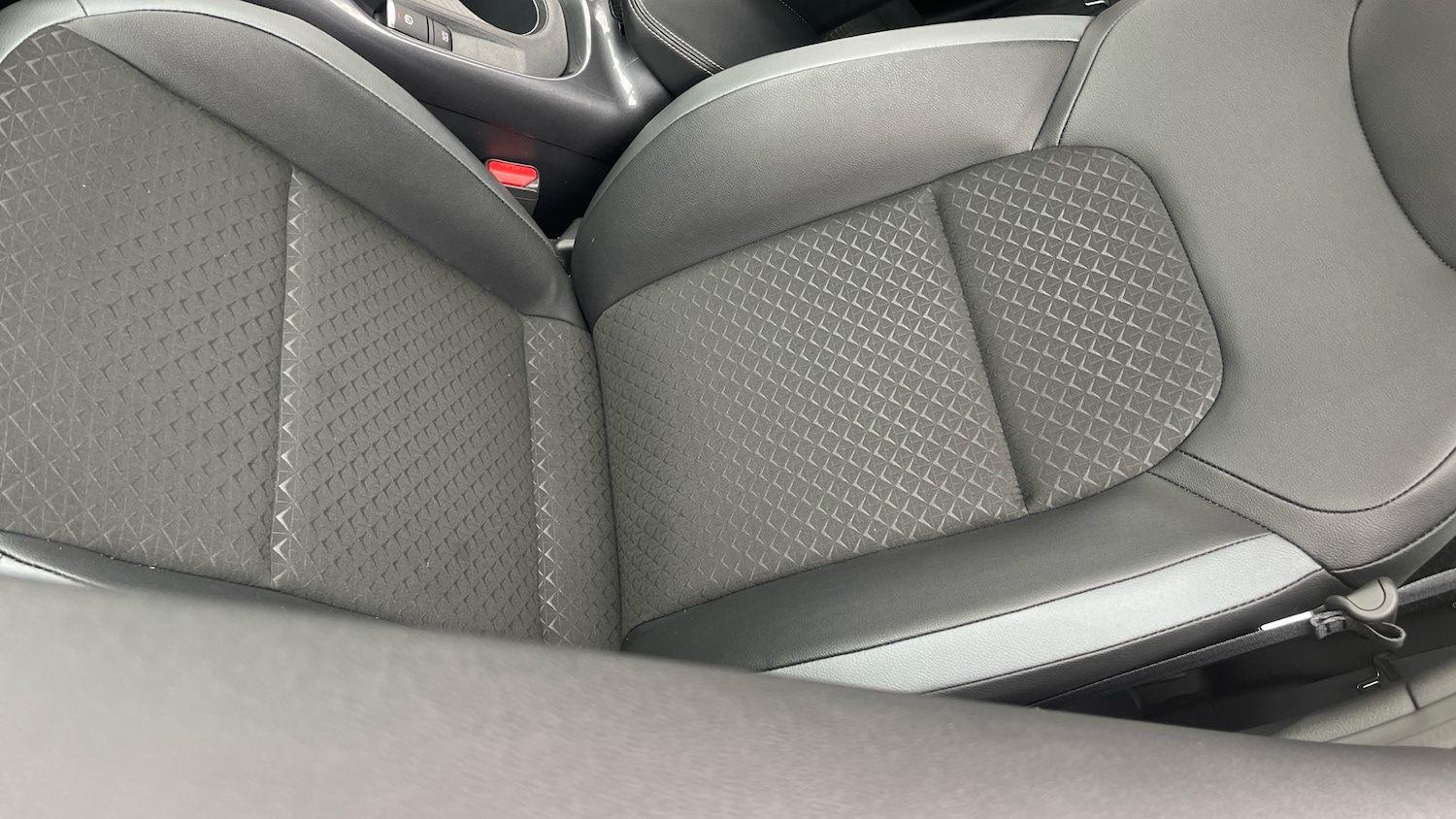 Used Nissan Juke 2022 for sale - 76401898: Photo 29