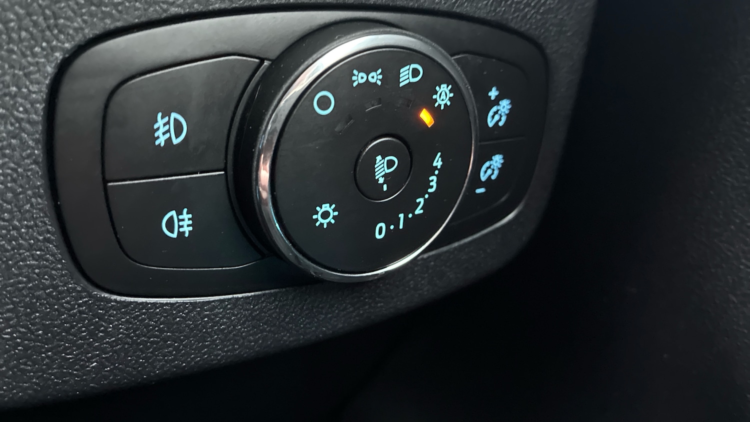 Used Ford Puma 2024 for sale - 77543544: Photo 25