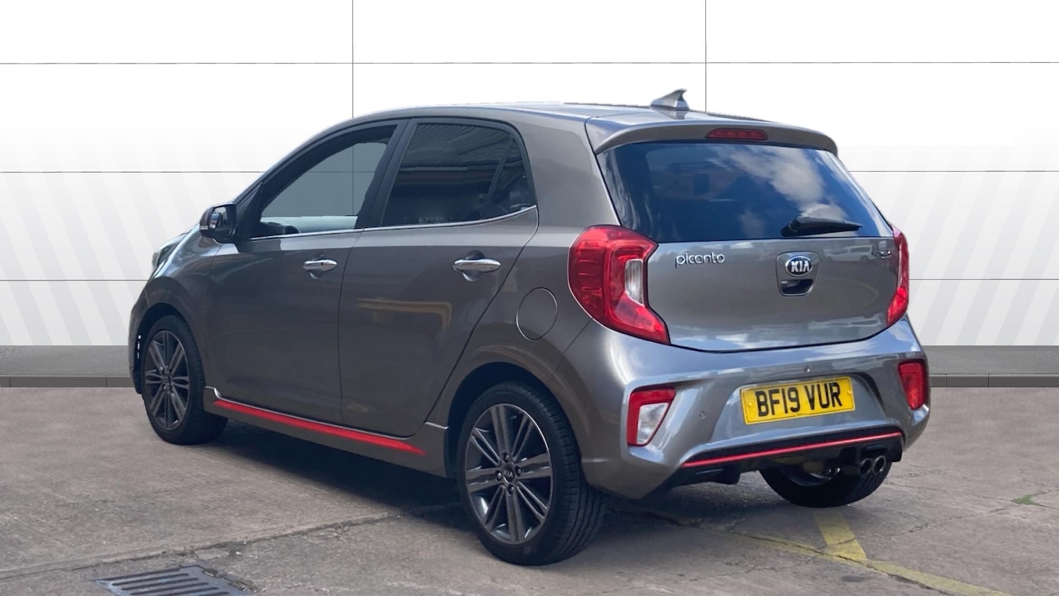Used Kia Picanto 2019 for sale - 76366870: Photo 2
