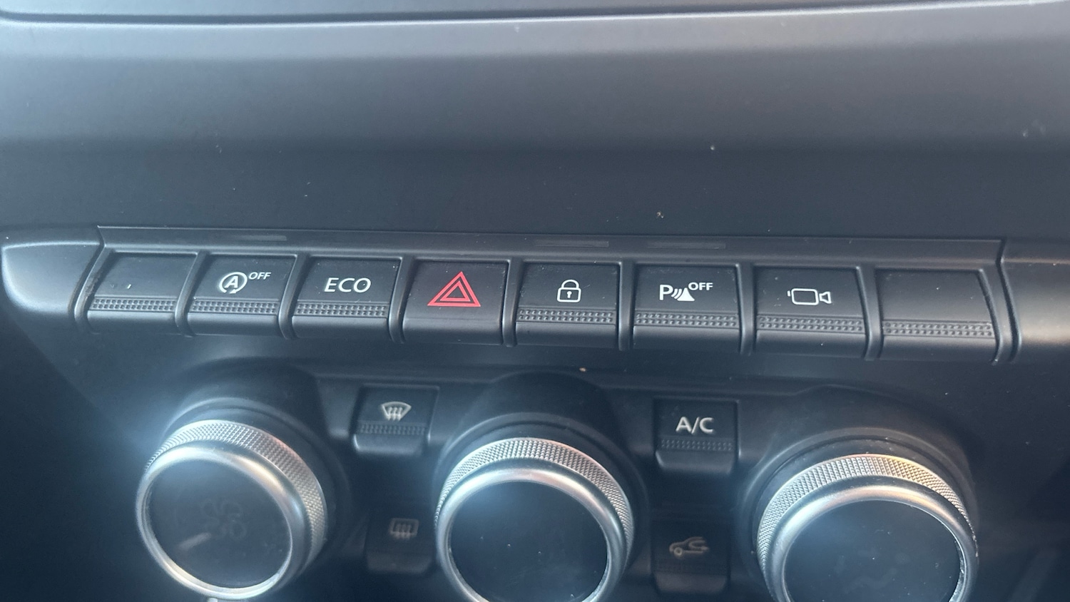 Used Dacia Duster 2018 for sale - 77052936: Photo 37