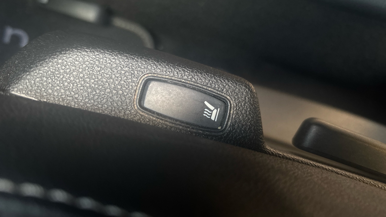 Used Dacia Duster 2018 for sale - 77052936: Photo 41