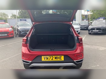 Used Volkswagen T-Roc 2023 for sale - 78540666: Photo