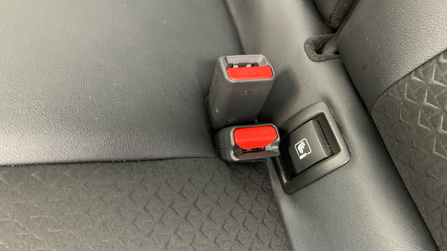 Used Nissan Juke 2023 for sale - 77915352: Photo 17