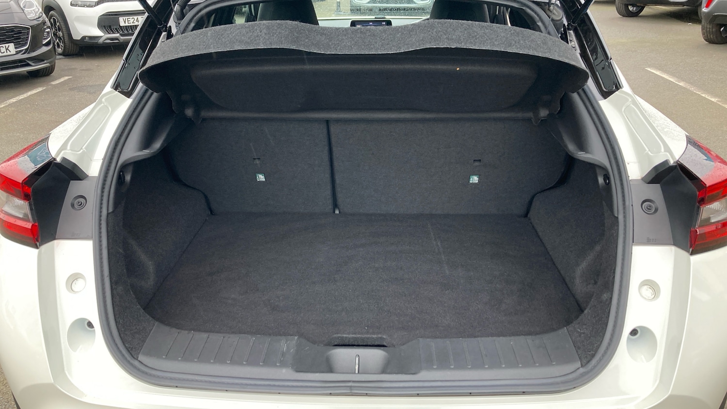 Used Nissan Juke 2023 for sale - 77915352: Photo 4