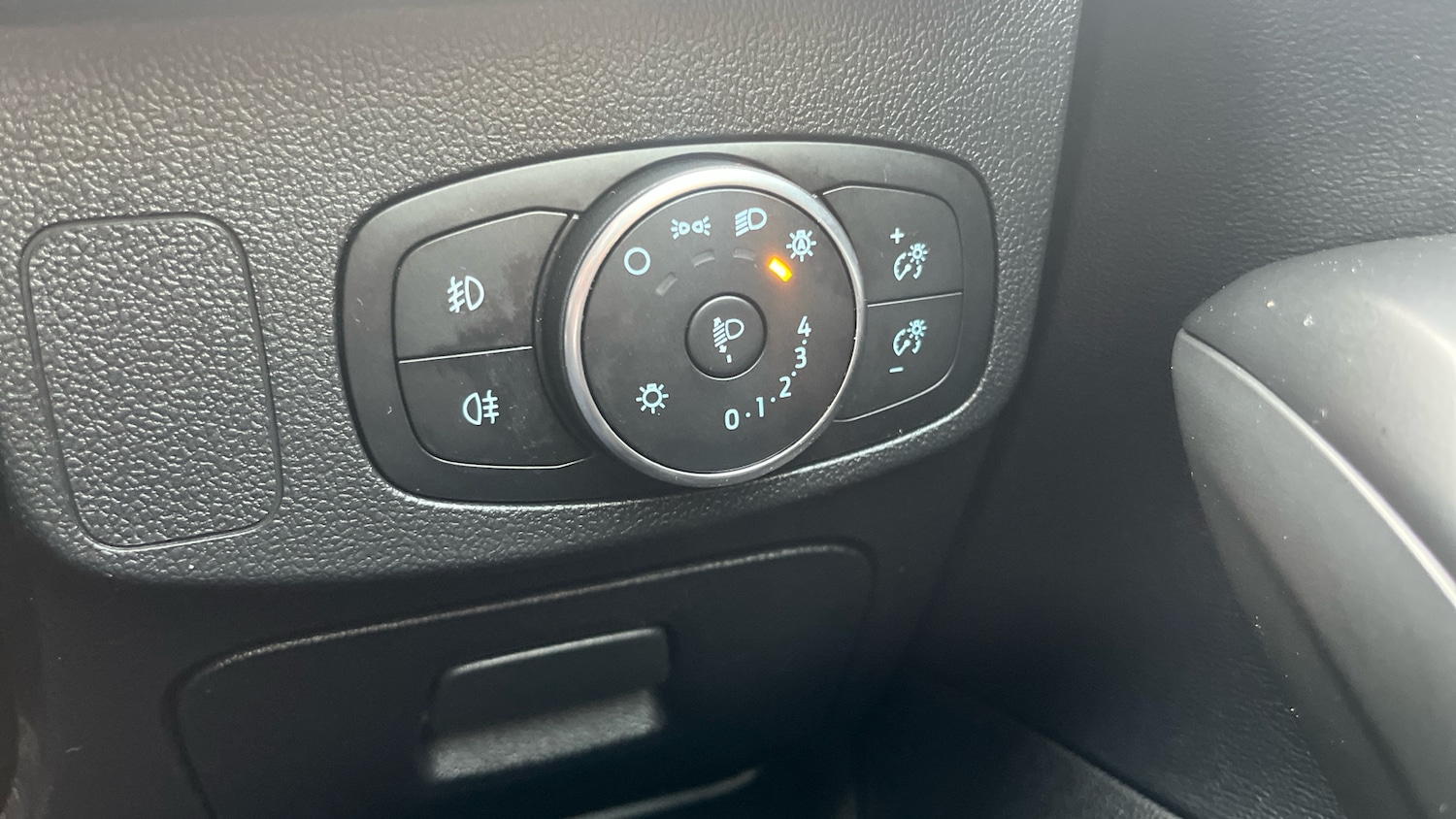 Used Ford Focus 2019 for sale - 76428573: Photo 30