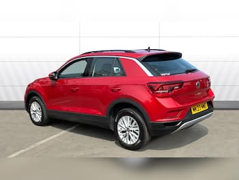 Used Volkswagen T-Roc 2023 for sale - 79403951: Photo
