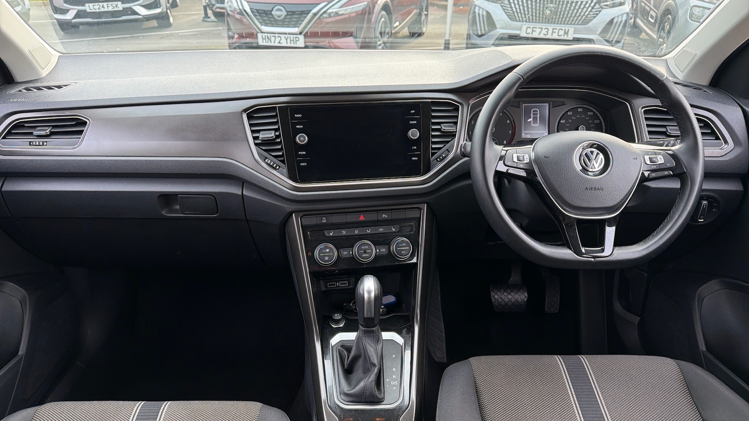 Used Volkswagen T-Roc 2019 for sale - 77968491: Photo 10