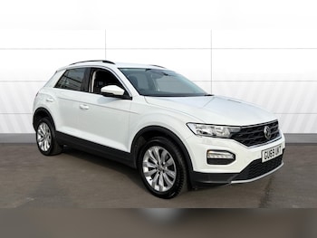 Used Volkswagen T-Roc 2019 for sale - 77968491: Photo