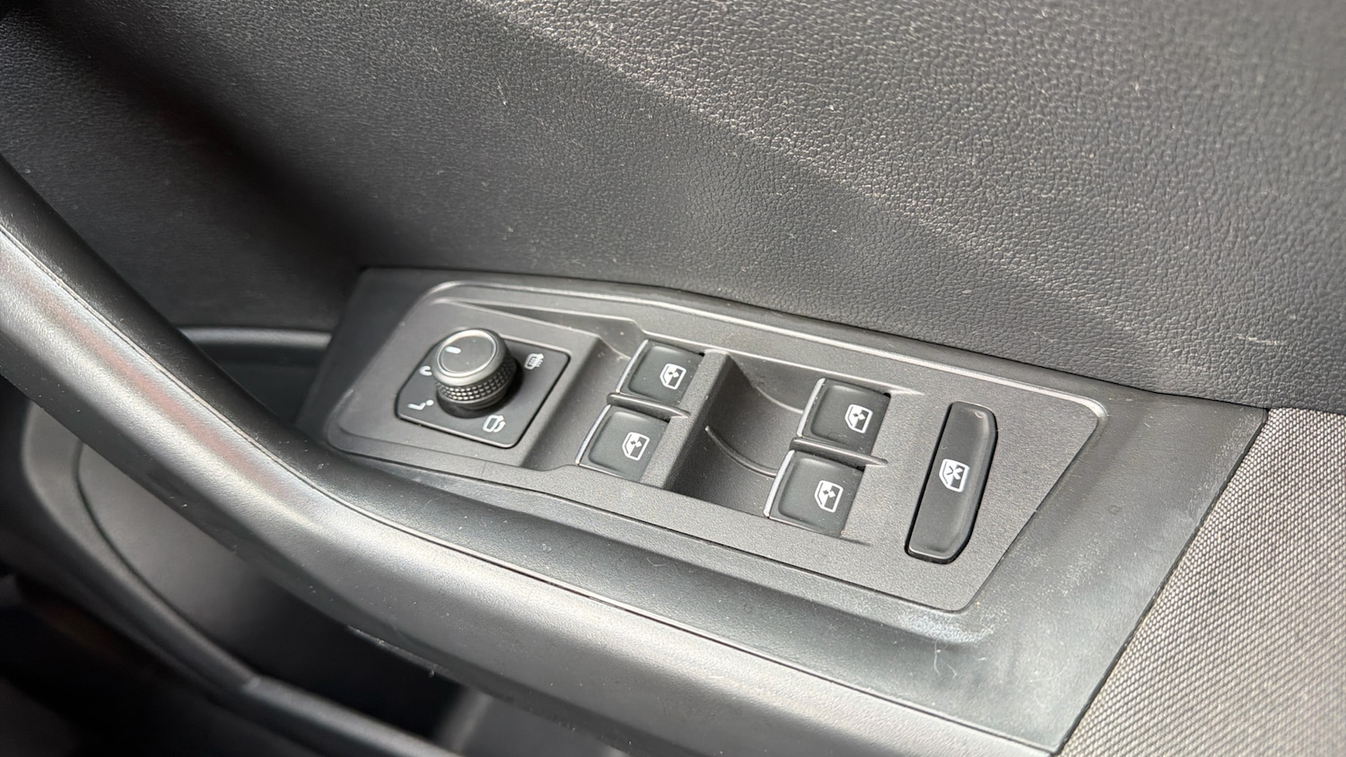 Used Volkswagen T-Roc 2019 for sale - 77968491: Photo 33