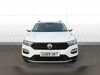 Used Volkswagen T-Roc 2019 for sale - 77968491: Photo