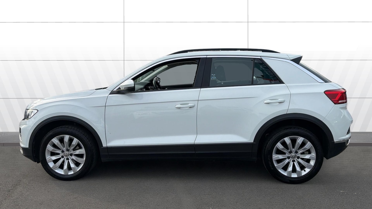 Used Volkswagen T-Roc 2019 for sale - 77968491: Photo 5