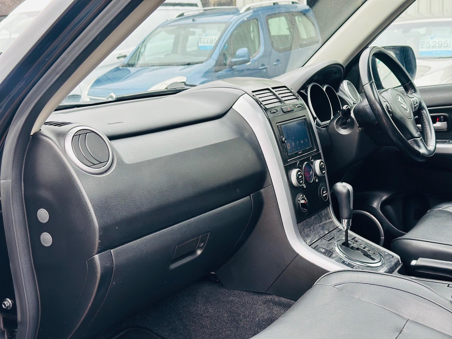 Used Suzuki Grand Vitara 2010 for sale - 78062688: Photo 48