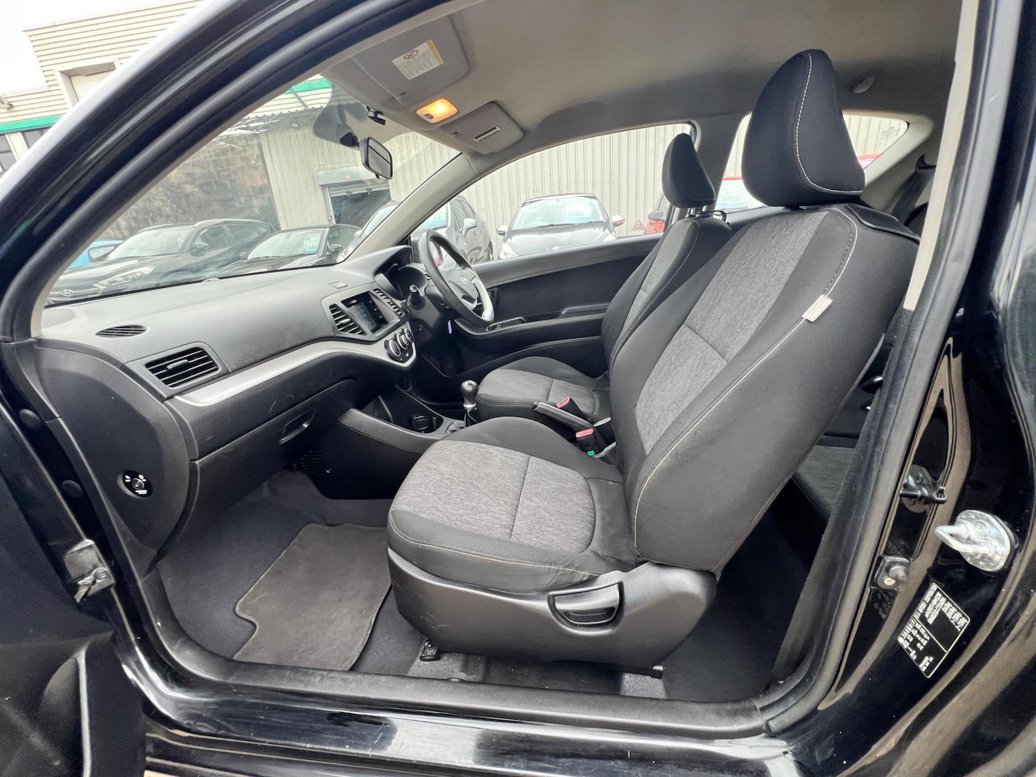 Used Kia Picanto 2011 for sale - 76994397: Photo 32