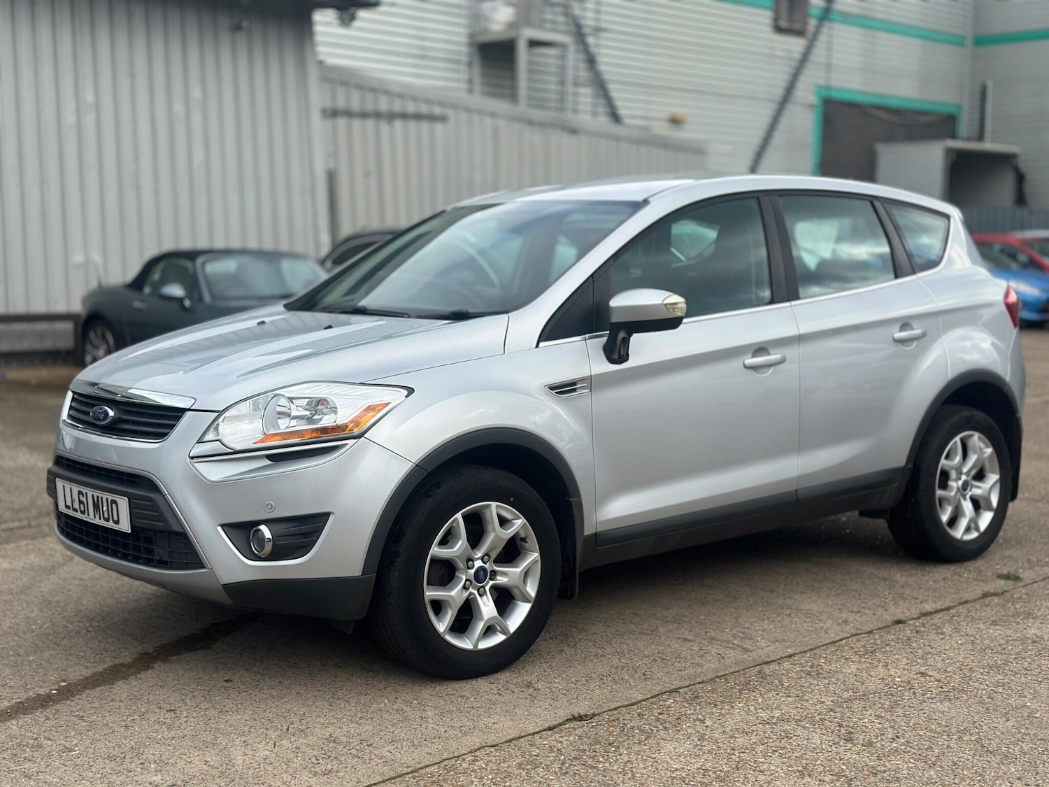 Used Ford Kuga 2012 for sale - 76388675: Photo 3