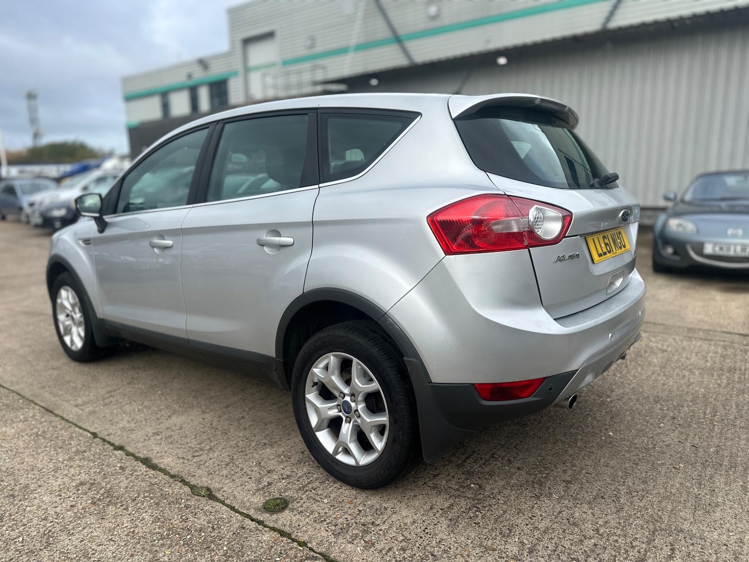 Used Ford Kuga 2012 for sale - 76388675: Photo 4