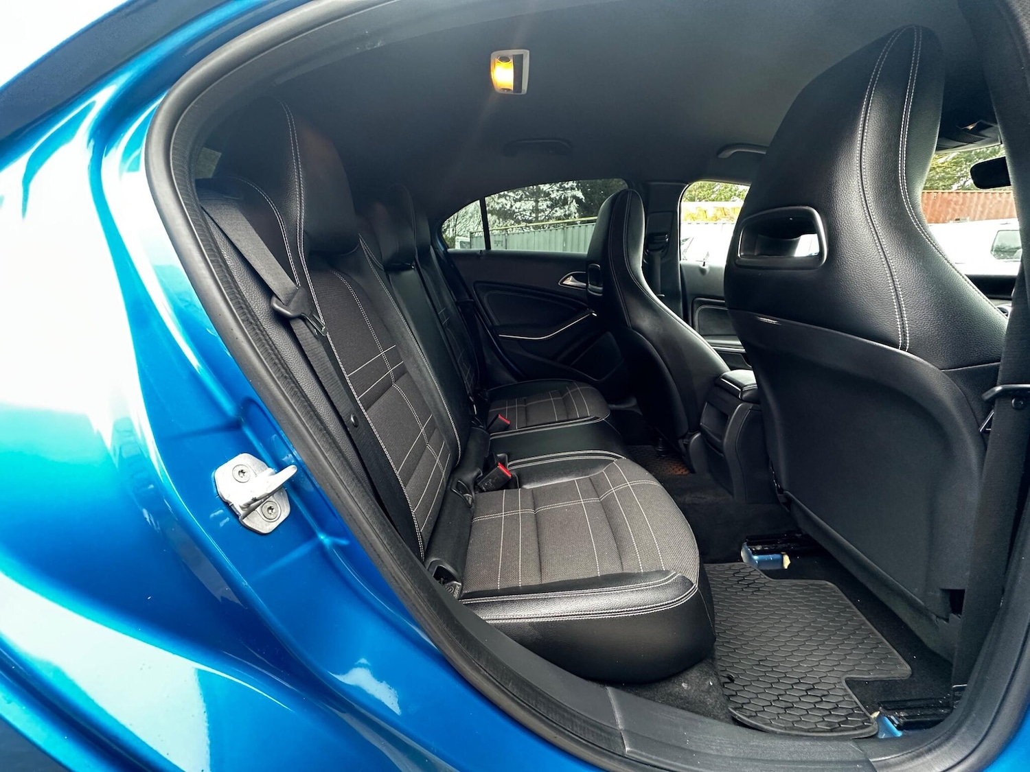 Used Mercedes-Benz A-Class 2015 for sale - 77892109: Photo 31