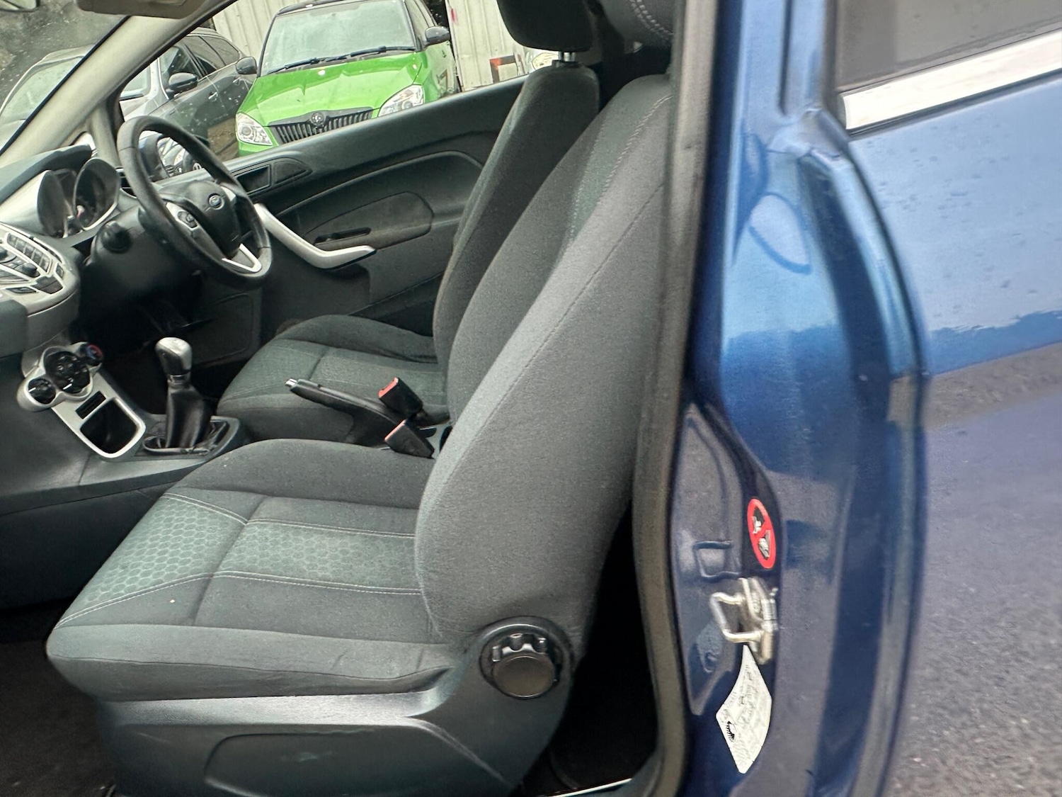 Used Ford Fiesta 2009 for sale - 76200621: Photo 31