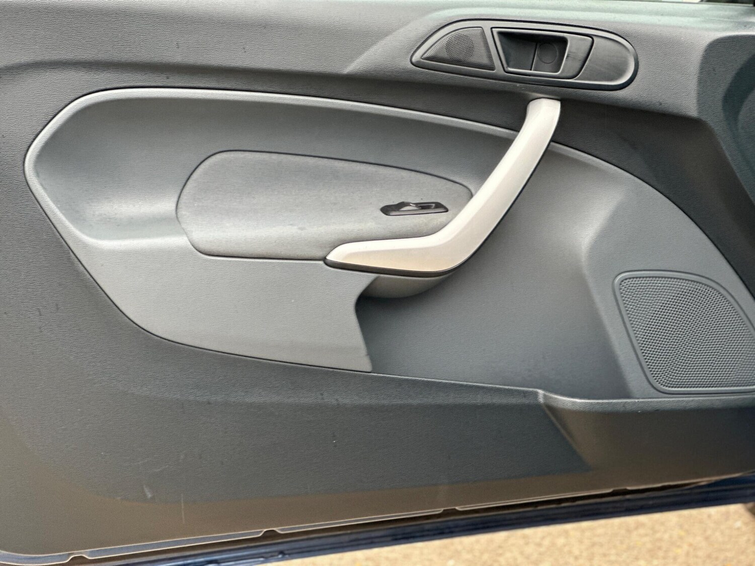 Used Ford Fiesta 2009 for sale - 76200621: Photo 38