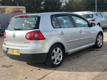 Used Volkswagen Golf 2005 for sale - 77587068: Photo