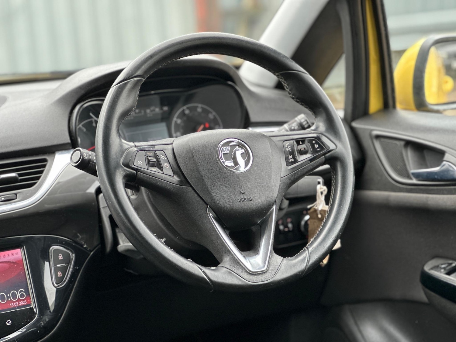 Used Vauxhall Corsa 2015 for sale - 76596927: Photo 32