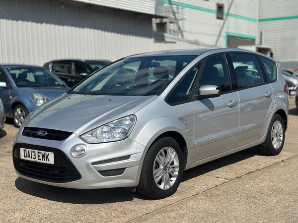 Used Ford S-Max 2013 for sale - 75578461: Photo 2