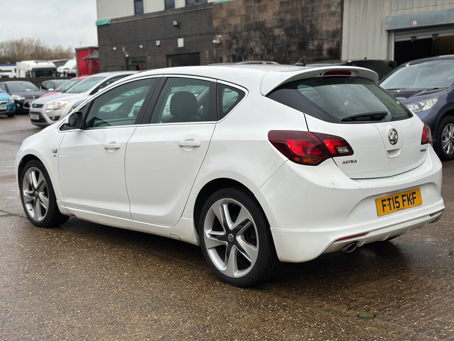 Used Vauxhall Astra for sale - 77017073: Photo 3