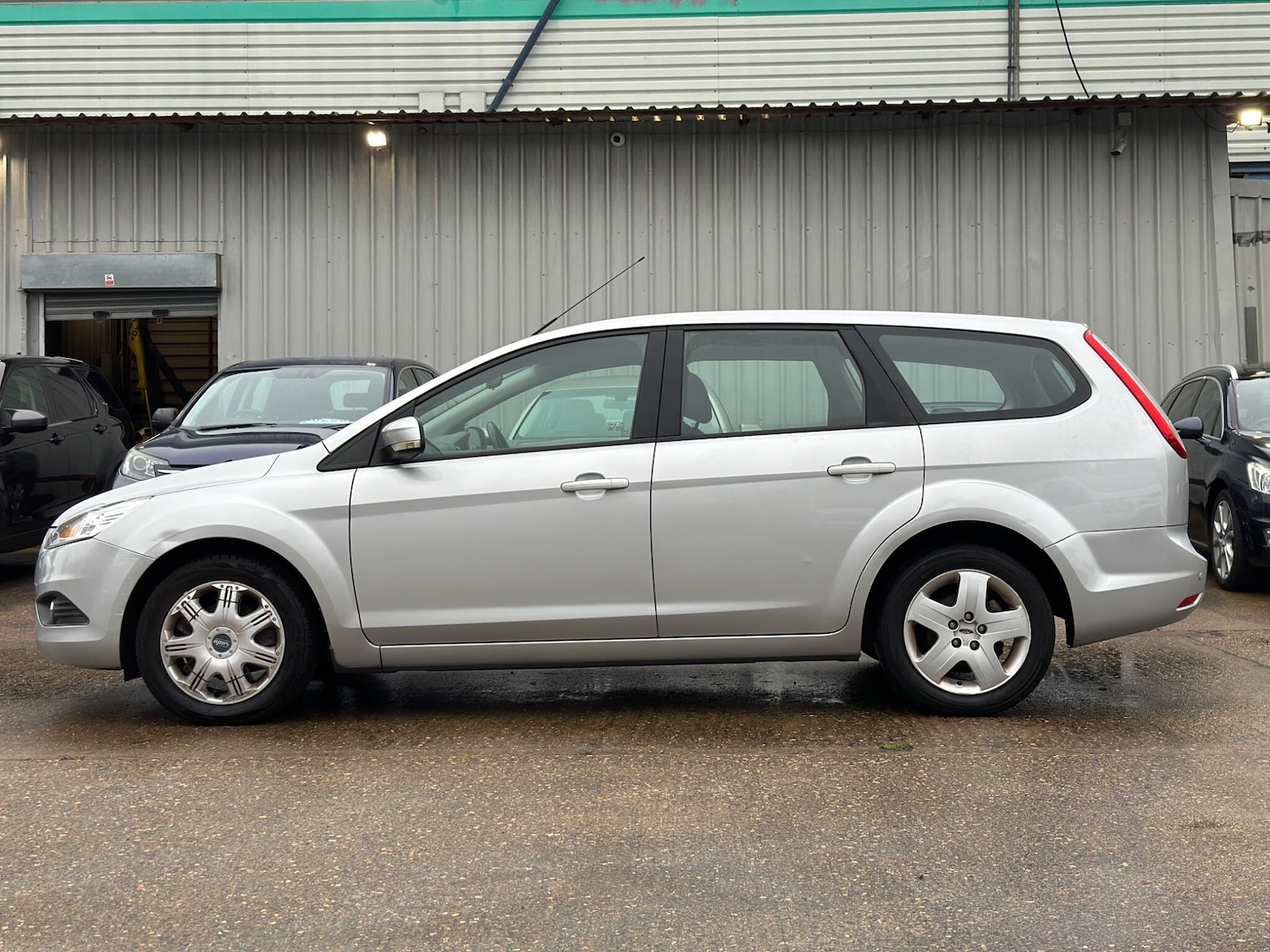 Used Ford Focus 2009 for sale - 76753061: Photo 18