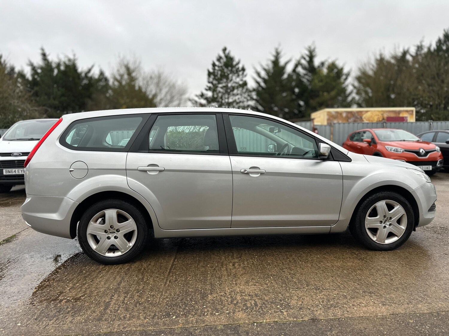 Used Ford Focus 2009 for sale - 76753061: Photo 19