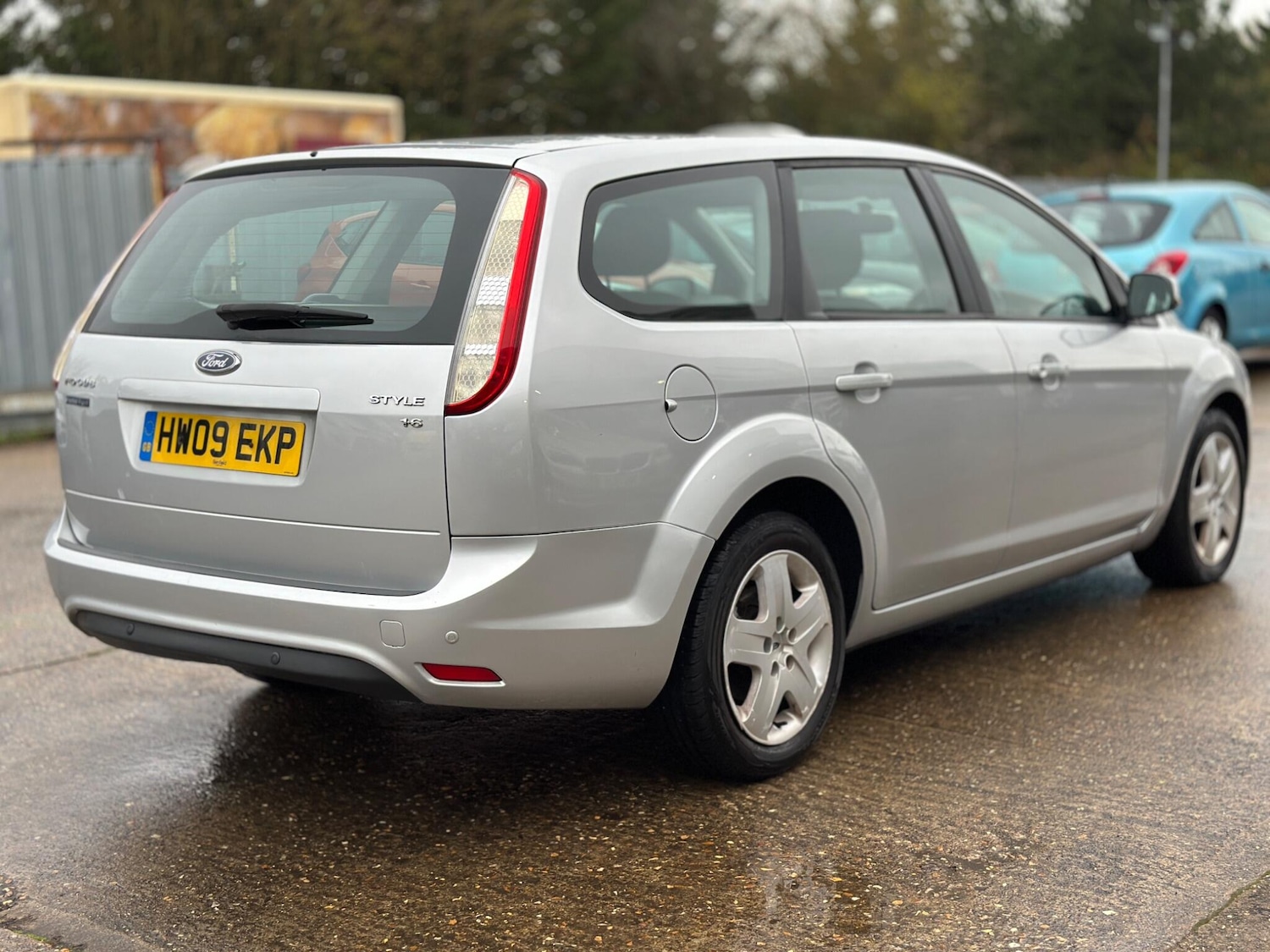 Used Ford Focus 2009 for sale - 76753061: Photo 4