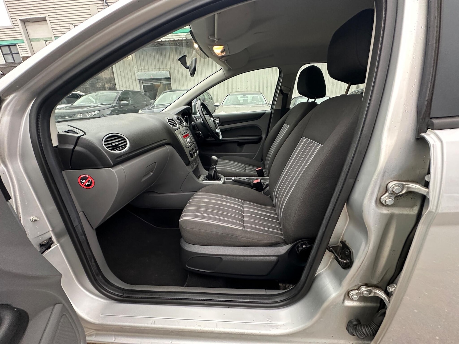 Used Ford Focus 2009 for sale - 76753061: Photo 42