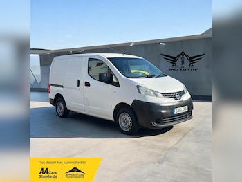 Nissan - NV200