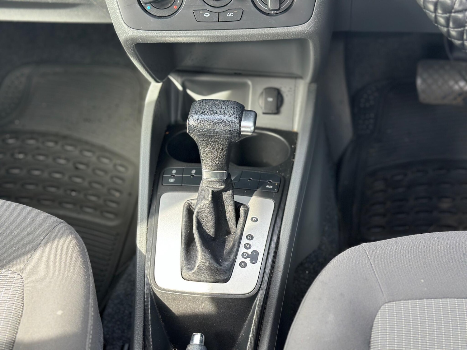 Vehicle 29