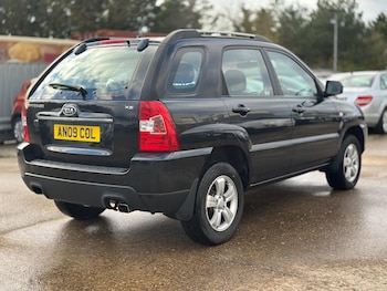 Used Kia Sportage 2010 for sale - 76765643: Photo