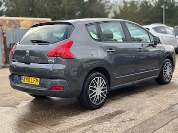 Used Peugeot 3008 2010 for sale - 77509937: Photo
