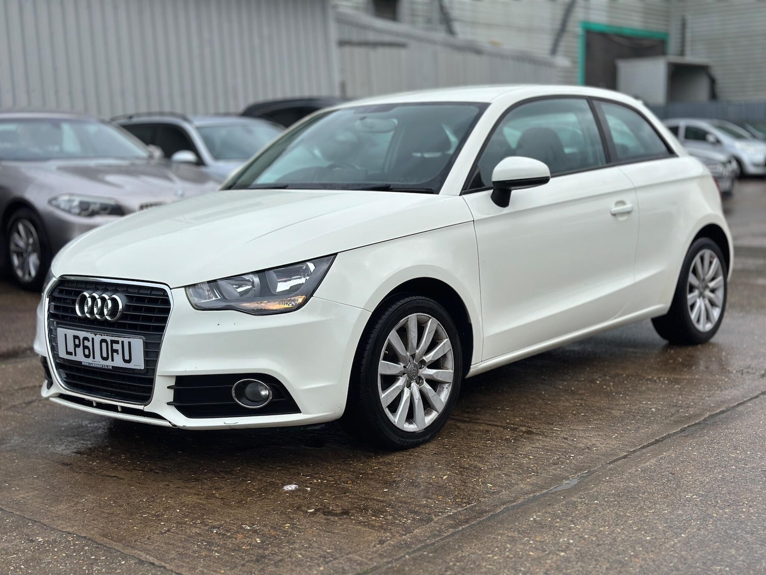 Used Audi A1 2012 for sale - 77524149: Photo 2