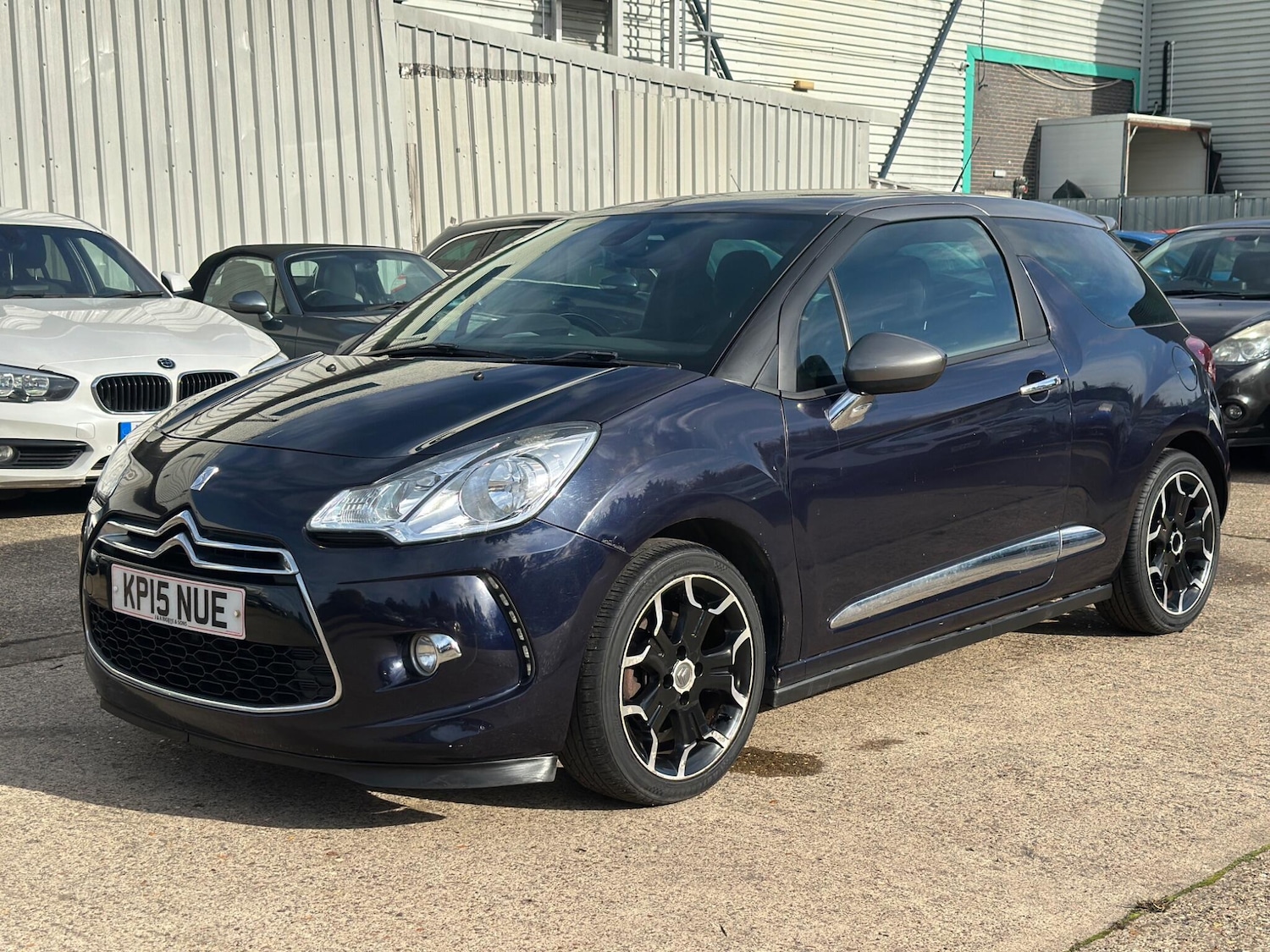 Used Citroen DS3 2015 for sale - 76423254: Photo 2