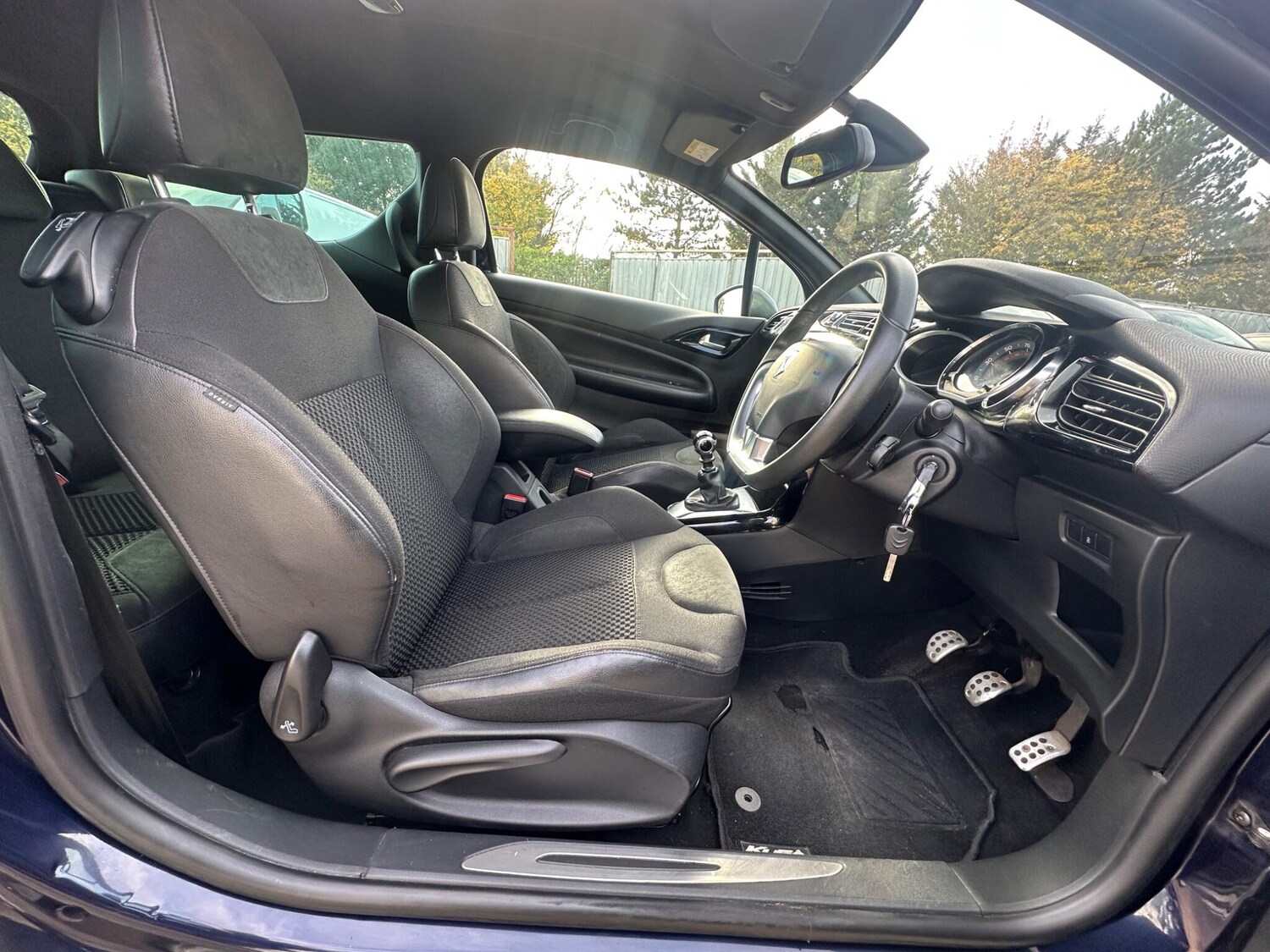 Used Citroen DS3 2015 for sale - 76423254: Photo 6