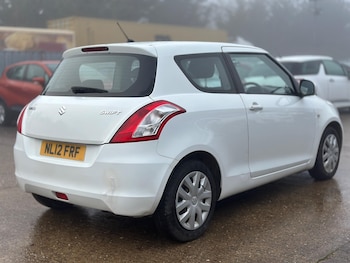 Used Suzuki Swift 2012 for sale - 77267341: Photo