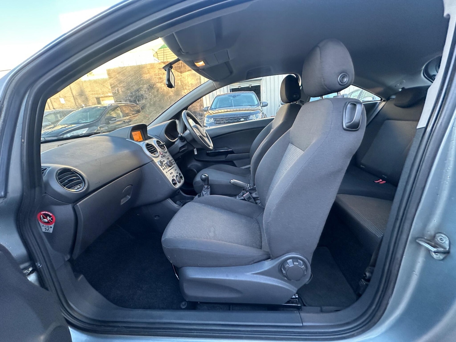 Used Vauxhall Corsa 2011 for sale - 77163353: Photo 11